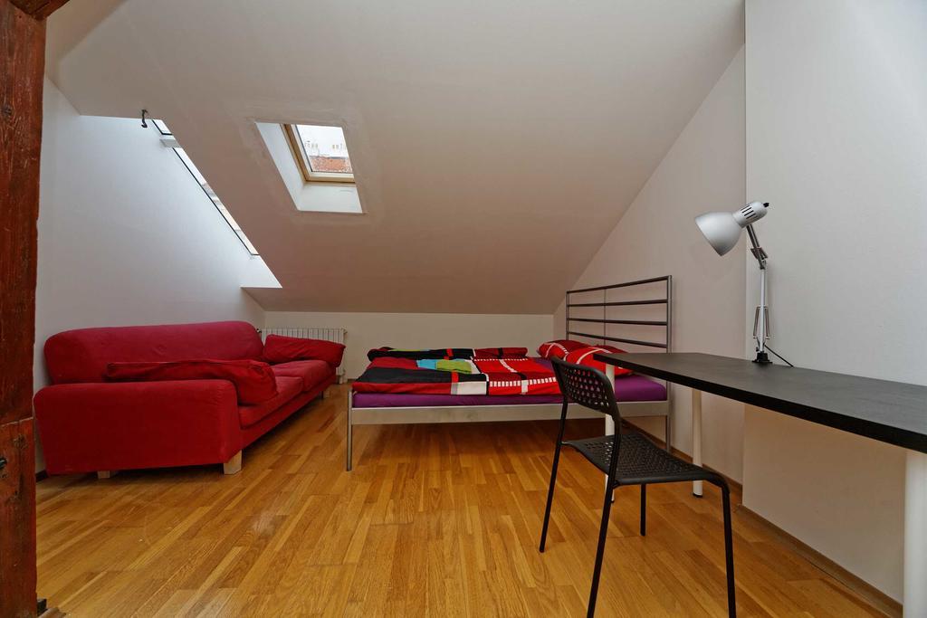 פראג Apartment Na Kozacce 6 מראה חיצוני תמונה