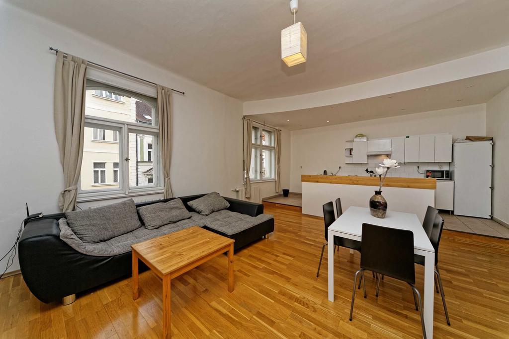 פראג Apartment Na Kozacce 6 מראה חיצוני תמונה