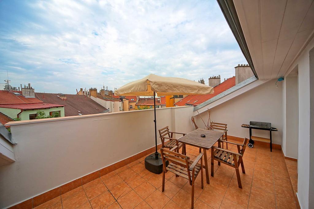 פראג Apartment Na Kozacce 6 מראה חיצוני תמונה