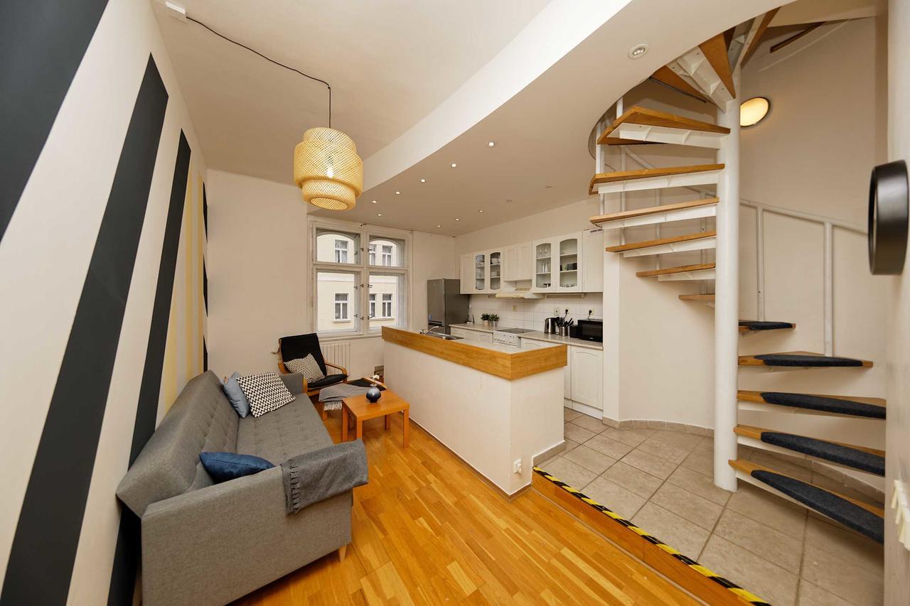 פראג Apartment Na Kozacce 6 מראה חיצוני תמונה