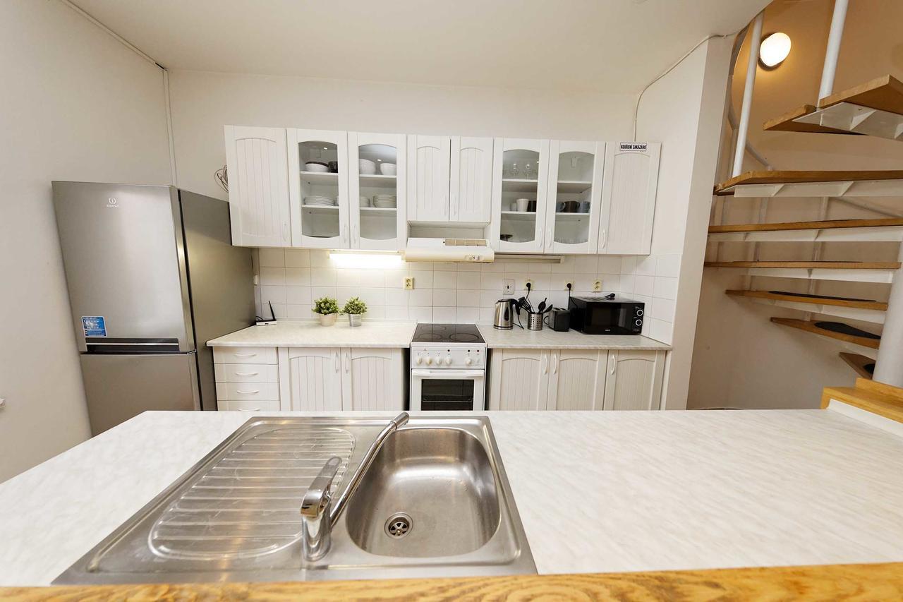 פראג Apartment Na Kozacce 6 מראה חיצוני תמונה